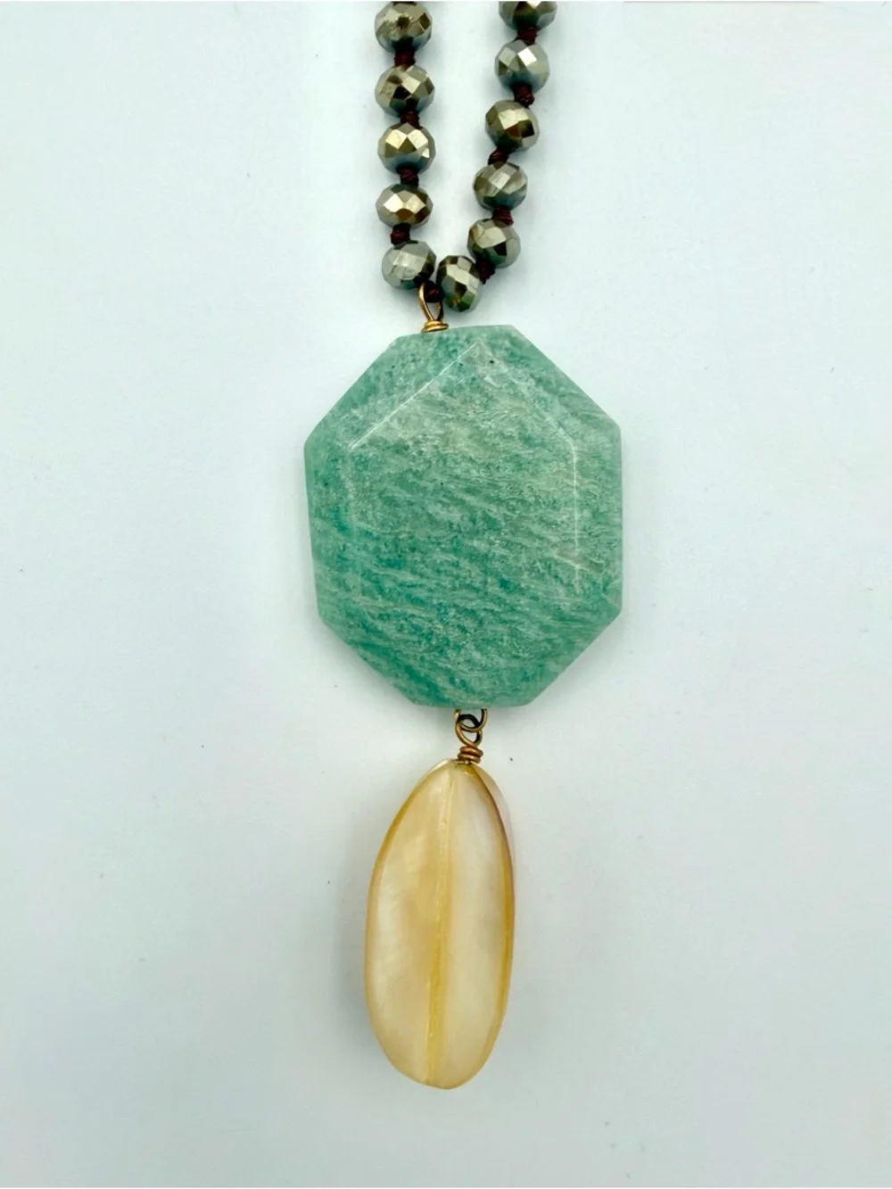 Green Hexagon Stone Necklace with Beige Drop Charm - Picture 2 of 4